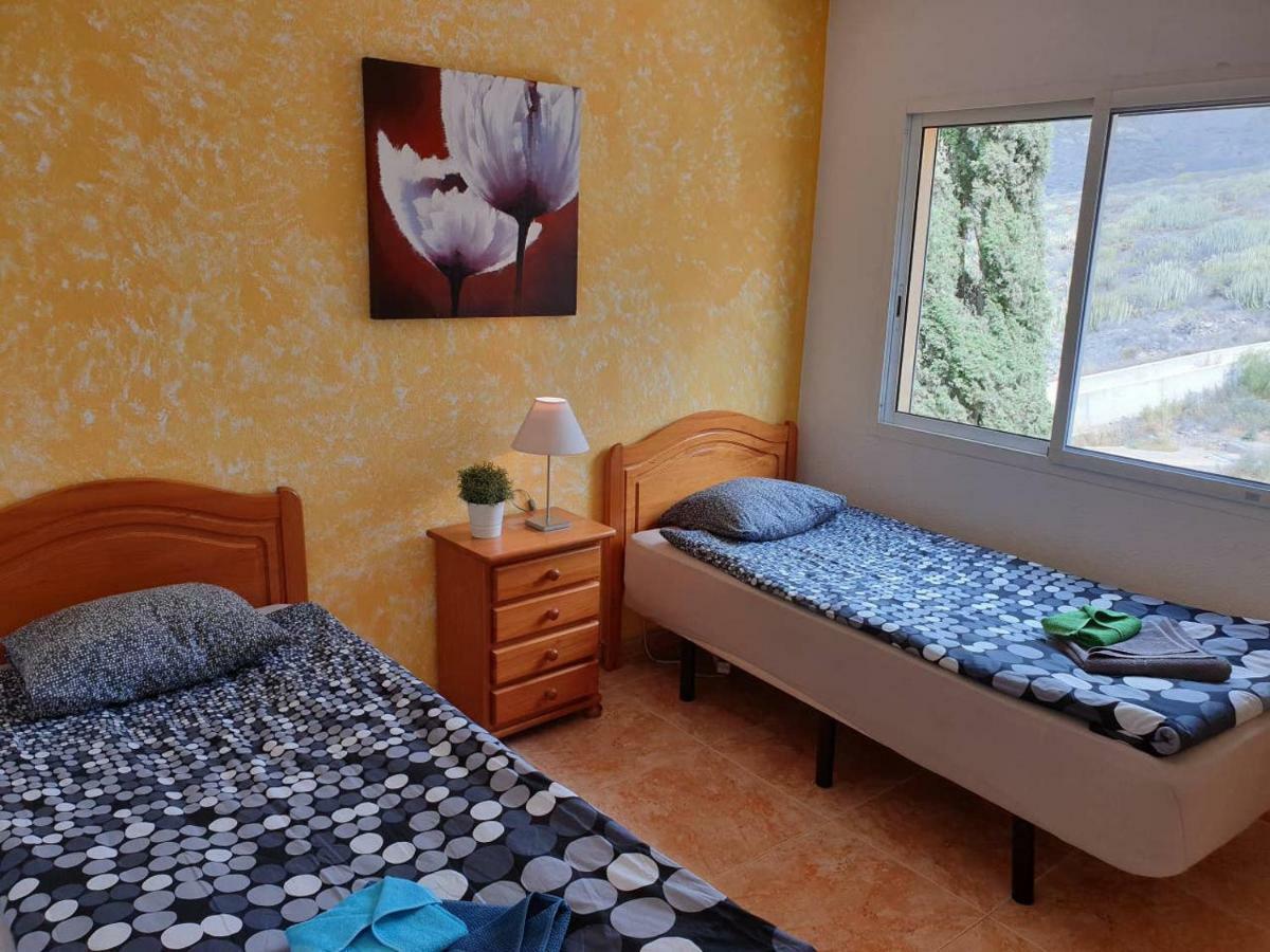 Villa Roque Del Conde With Private Pool, Terrace With Fantastic Sea Views, Wifi, Garden, Garage Adeje Exterior foto